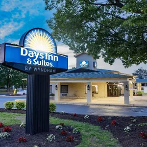 Days & By Wyndham Colonial ** Williamsburg